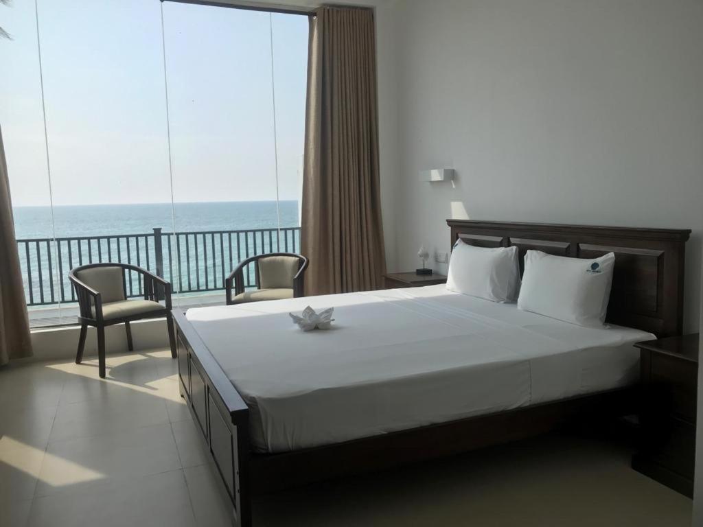 White Sand Villa - Beach Front Hikkaduwa Exteriér fotografie